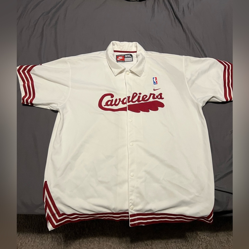 Cleveland Cavaliers throw back shooting shirt
